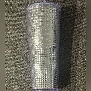 Starbucks Silver Iridescent Venti Tumbler w/o straw